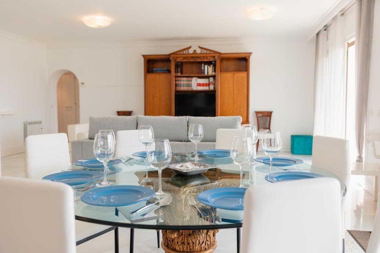 Home, With Direct Access To The Beach, Sea Views And South Facing, In Puerto Banus Marbella
