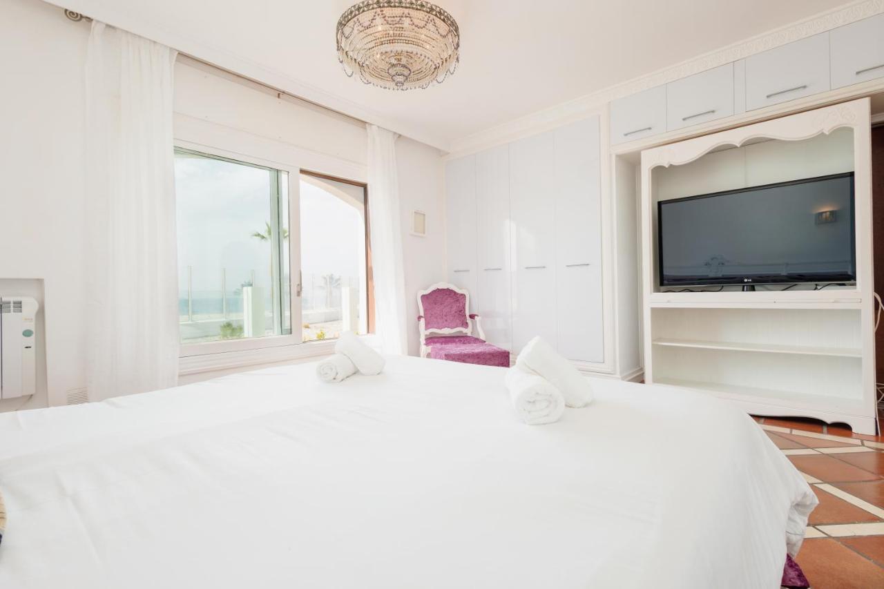 Home, With Direct Access To The Beach, Sea Views And South Facing, In Puerto Banus Marbella
