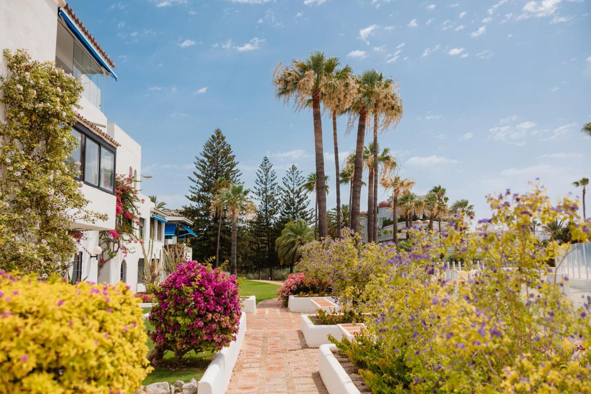 Home, With Direct Access To The Beach, Sea Views And South Facing, In Puerto Banus * Marbella