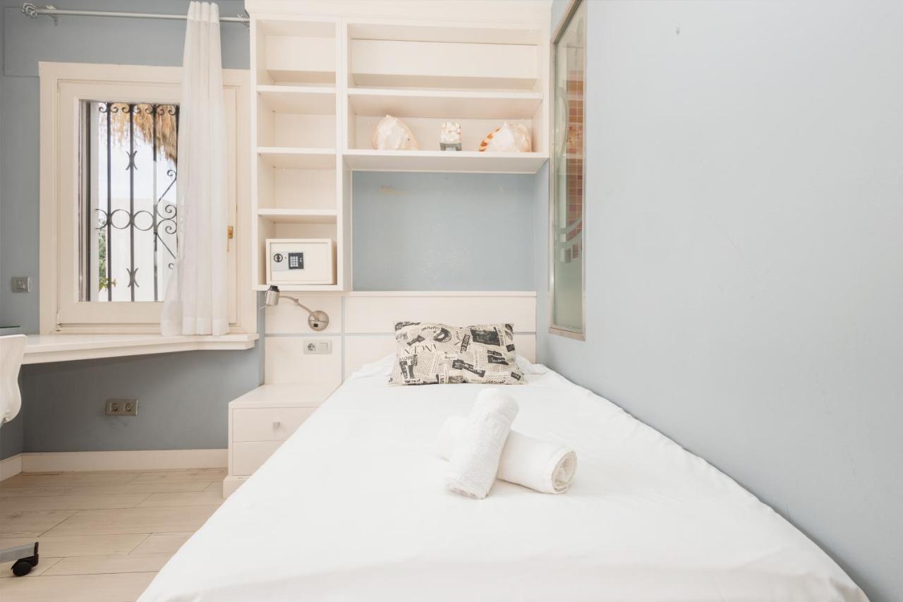 Home, With Direct Access To The Beach, Sea Views And South Facing, In Puerto Banus * Marbella