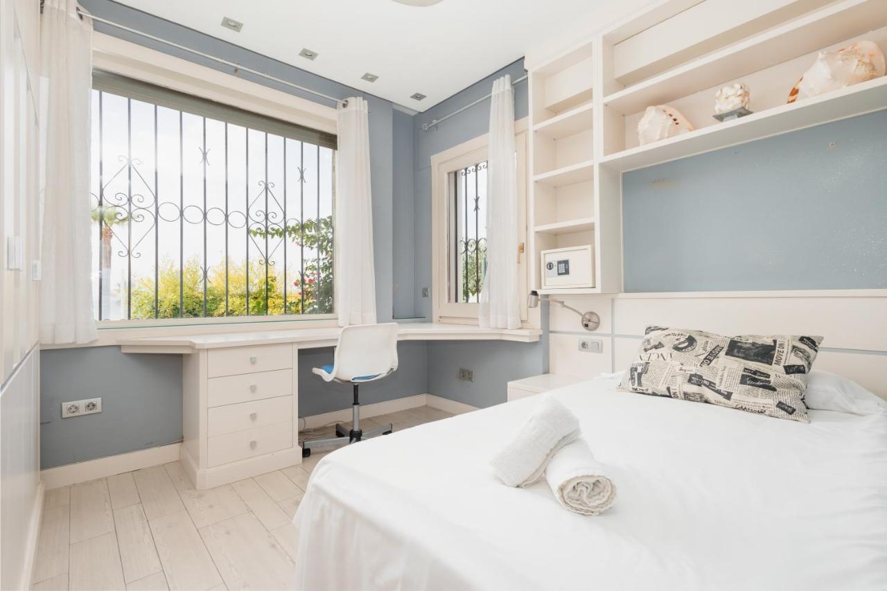 Home, With Direct Access To The Beach, Sea Views And South Facing, In Puerto Banus * Marbella